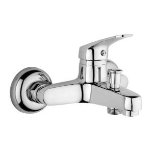 eca-AR-Lucia-Banyo